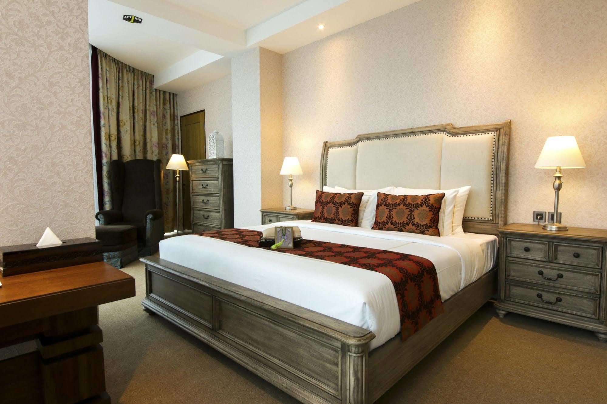 ซินนามอน โฮเต็ล บูทิก ซาเรียะห์ Hotel Tutugan ภายนอก รูปภาพ
